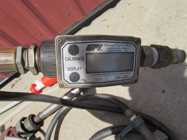 GAS CANS & PUMP NOZZLES/HOSES