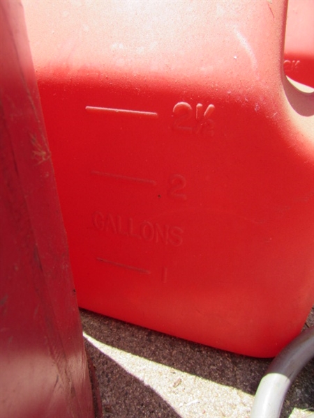 GAS CANS & PUMP NOZZLES/HOSES
